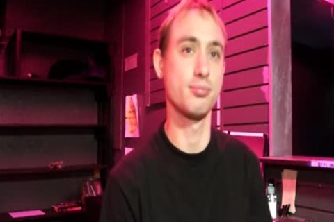 Straight jock gets Cuffed And Sucked