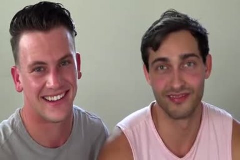 Italian Computer Nerd Has His First homosexual Sex. likes IT!