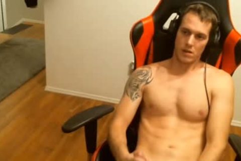 twink Masturbating while In Live