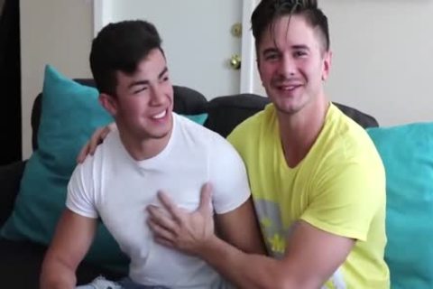 Nachito Introduce: Two Muscle twinks three + juicy