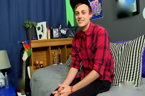 Meet Omnisexual twink Jason