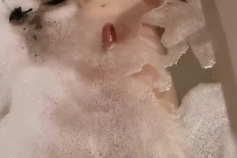lewd bi-raunchy Tries Some sex-toys while Bathing