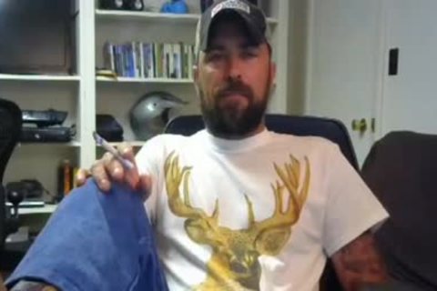 mature, Bearded guy Jerks Off In Live