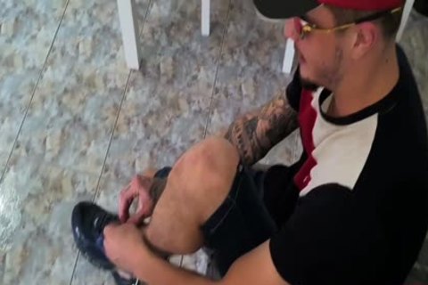 BrunÃ£o Realizando Fetiche Do BB Com Erick Diaz, Com Muita Gozada Na Cara E No Cuzinho. VÃ­deo Completo No RED E No site Www.brunohotxxx.com.br
