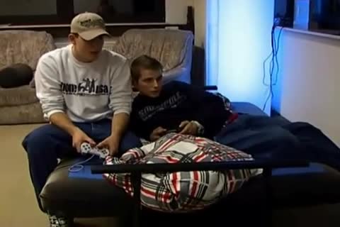 Skaterboys Marcel And Pascal Play A delicious Game