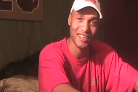 Cortez This darksome Buff Brazilian acquires His First oral From