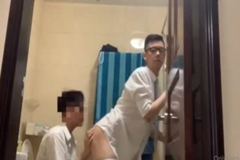 ç¶²é»ƒå¯¦ç¿’ç”Ÿçš„å®¶æ•™å•ªå•ªå•ª