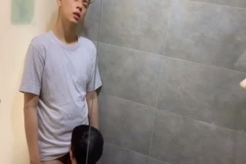 ç¶²é»ƒå¯¦ç¿’ç”Ÿä¹‹å»æ‰€å·è…¥
