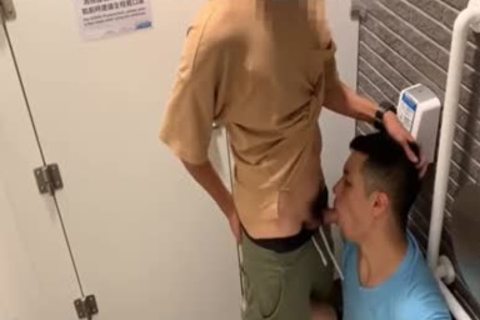 ç¶²é»ƒå¯¦ç¿’ç”Ÿä¹‹è¹‚èºªé«”è‚²ç”Ÿ