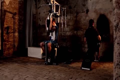 fresh Gym-lad receives Persuaded To engulf dick And poke His Buddy S raw