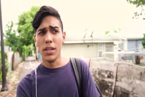 Stepbrothers Share Internet Maintenance twink