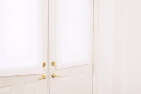 2 Blacks plows A White Faggot