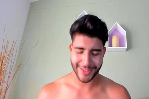 pretty gracious man Shows anal