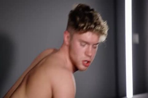 Tim bonks Dean youthful