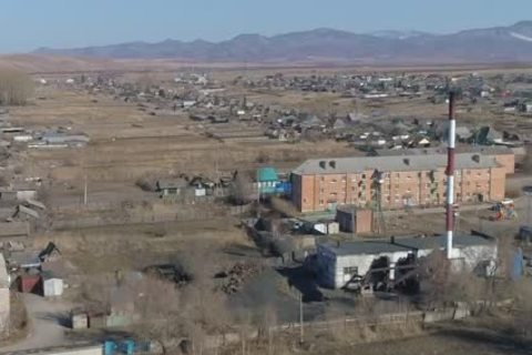 Blindfolded Roommate acquires penis To Distract Him