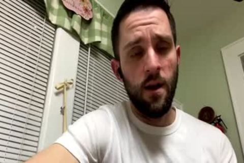 bushy man Cums In Live whilst stroking