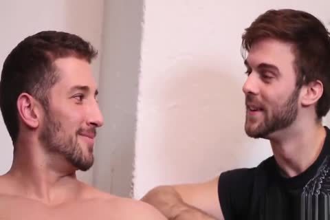 Gabriel Clark Se Coje Al Buenote De Christian vigour