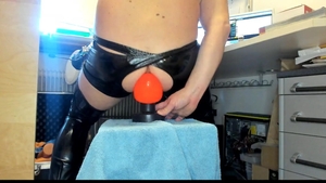 Latex slut anal Training 10032022