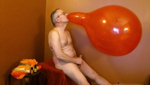 Balloonbanger 69) Two Globos 18 Balloons: Pop Jerk And cum!