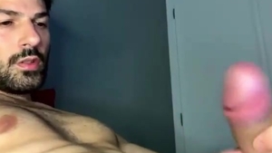 tasty guy With gigantic penis Wanks On cam