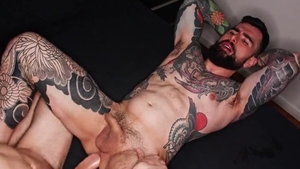 Fantomas bonks Oscar. wild homo Sex