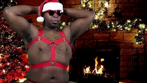 slutty darksome Santa Works Out previous to Jerking His large Stocking Stuffer