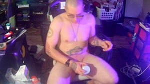 Straight boy loves weenie - Solo Male Straight Turns gay