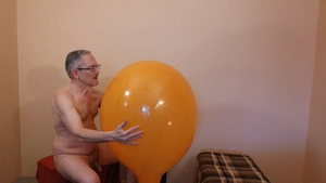 89) Re-Used TT24" Balloon Popped - Balloonbanger