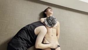 HEhEhhe66rghs Gwapow three