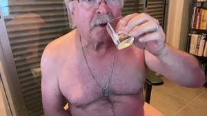 I Shave My Beard And Made A video scene After 2 Months Off And sleazy discharged. 14'32" Of Fame