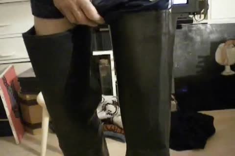 nlboots - waders - adidas shorts