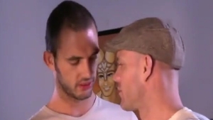 Kurt Rogers drills Lee Lyken Then Chase. Marc Rush Watches On - Bar Foursome