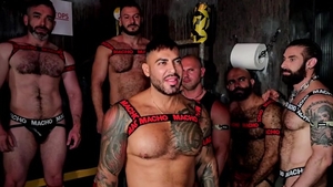 Tops Vs Bottoms Viktor Rom  Amir Fuxx  XuxoBCN  Dimitri Venum  Scott Carter