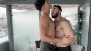 Felipe Nelli & Ellixxxoffic