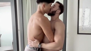 Felipe Nelli & Ellixxxoffic