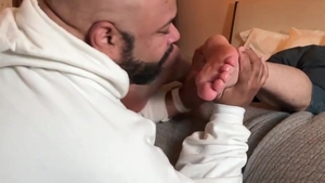 Bearfoot And Whisper Feet