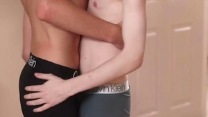 HS Adam Reid, Riley White White pretty HD Mp4