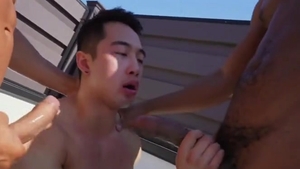 Javao Interracial Bathtub threesome