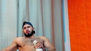 Brazilian Hunk nasty brawny Leg widen pooper