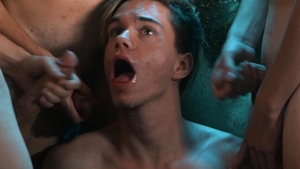 MEN.com: Maverick Sun and Jordan Lake Get Messy