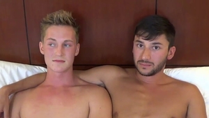 jockbreeders: Filling Scott with Joy