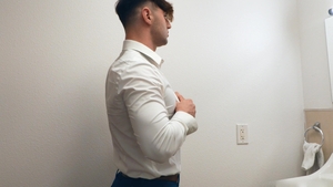 Next Door Originals: Roman's Guide to Perfect Profile Pics