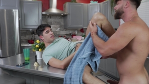 DadCreep: From Hurry to Hearty Kinks