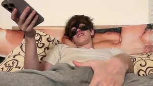 Maestro3369 Cumshow Polish twink Cumming