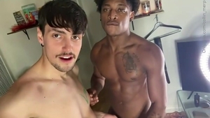 What A pretty Colour Contrast