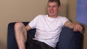 Solo: Skateboarding and Stiffening Tricks