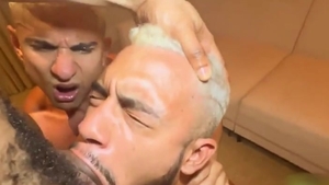 Yardiestyle bonks Two Brazilian Bussys â€“ Lucas Mancinni, Teuzinho, Yardiestyle