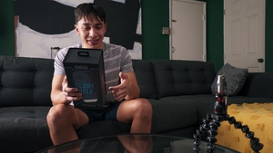 Men: Michael's Big O with the Glory Hole