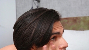 Lip Gloss Distracts from Learning