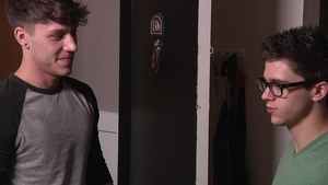 Men: Paul Canon Stretches Out Will Braun